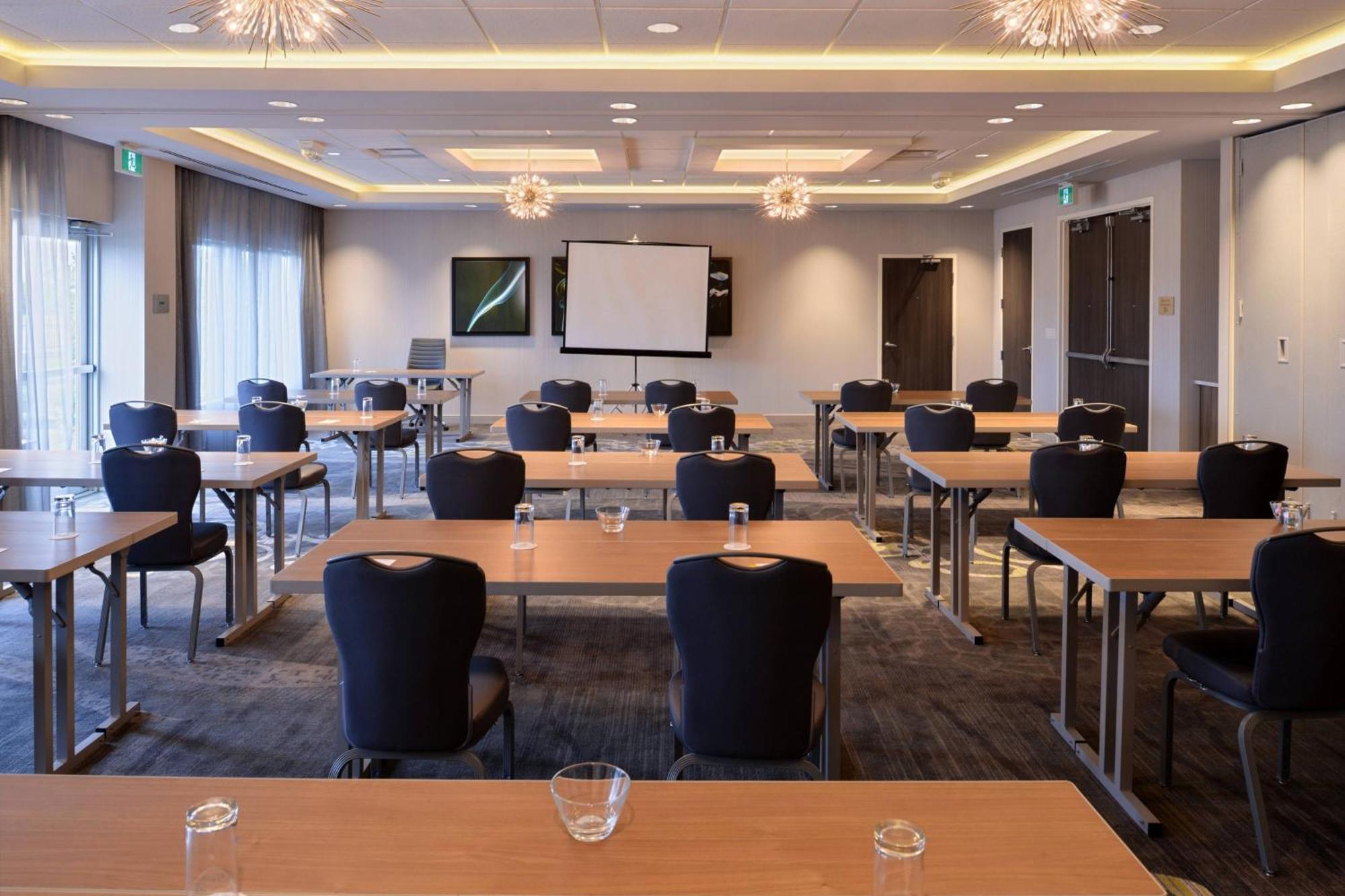 Courtyard By Marriott Saskatoon Airport Exterior foto